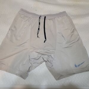 Nike Men's Gray Sports Shorts